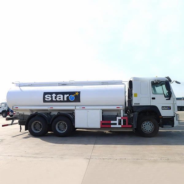 Camion-citerne à gasoil SINOTRUK HOWO 6×4 de 20 000 litres, 336 ch et 10 roues