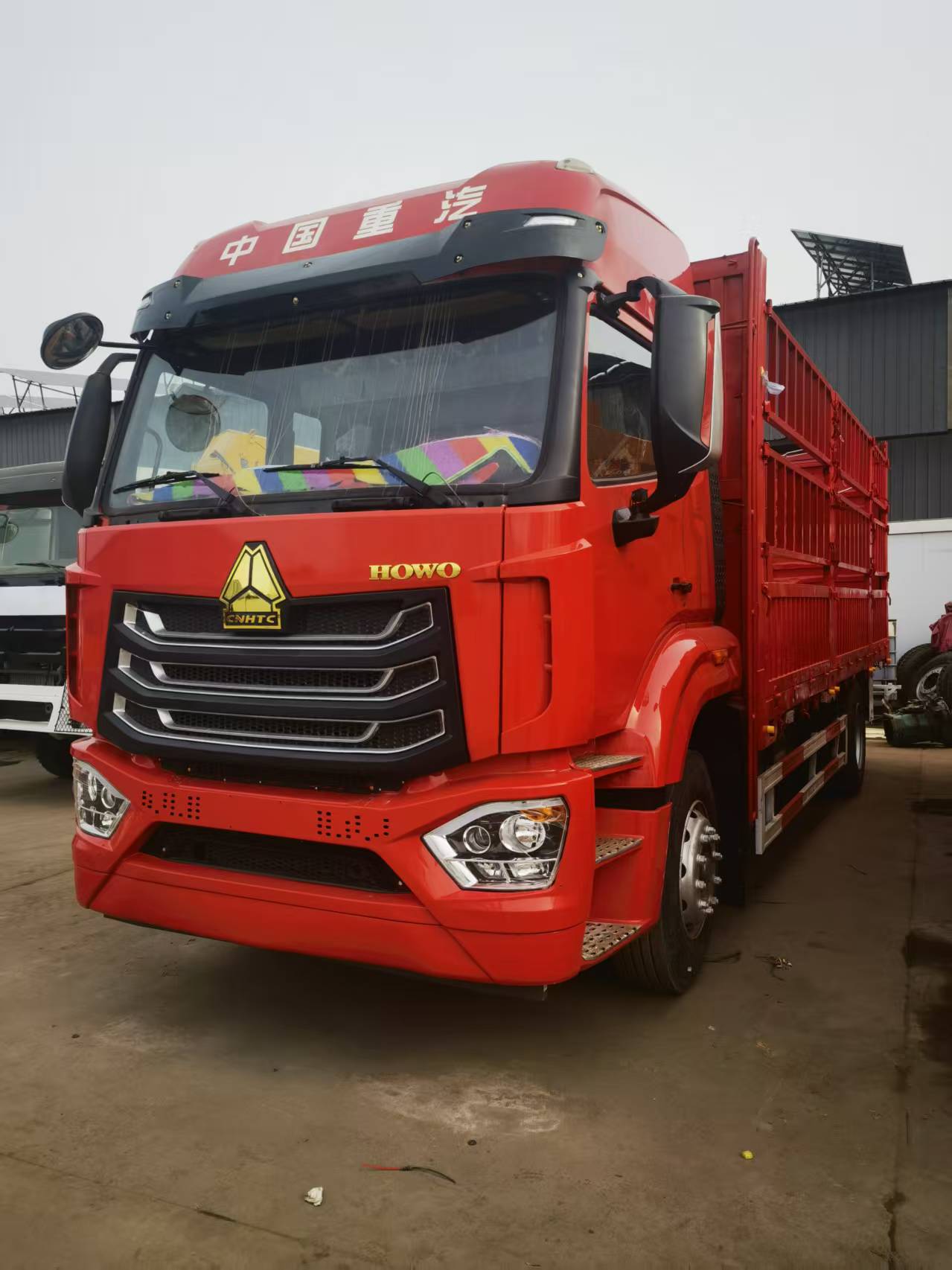 Camion à plateau haut de gamme de Sinotruk Howo